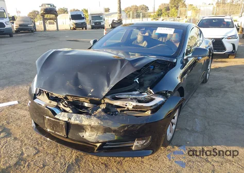 2016 Tesla Model S 60D/70D/75D/85D/90D из США, поврежденный, VIN 5YJSA1E26GF156108